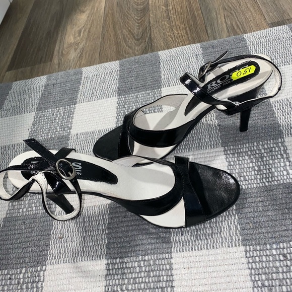 Leather sandals; high heels; NEW; size 8 - Picture 4 of 4